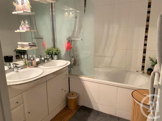 Afficher la photo en grand Appartement F5 à vendre - 5 pièces - 139.0 m2 - ETAMPES - 91 - ILE-DE-FRANCE - Century 21 C.I Conseils