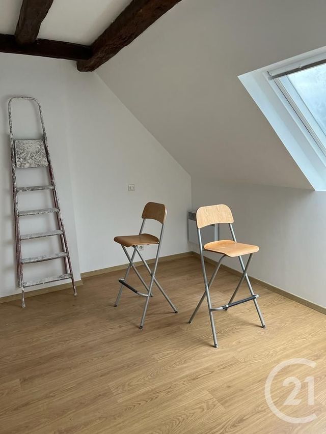 Appartement F2 à vendre - 2 pièces - 44.3 m2 - LE MALESHERBOIS - 45 - CENTRE - Century 21 C.I Conseils