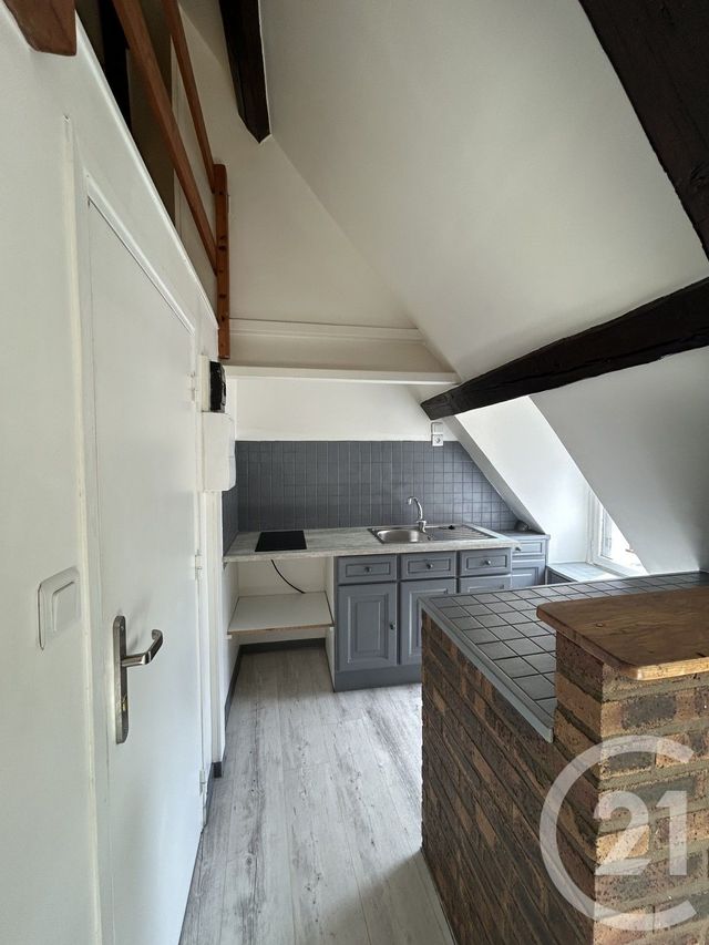 Appartement Studio à louer - 1 pièce - 23.0 m2 - ETAMPES - 91 - ILE-DE-FRANCE - Century 21 C.I Conseils