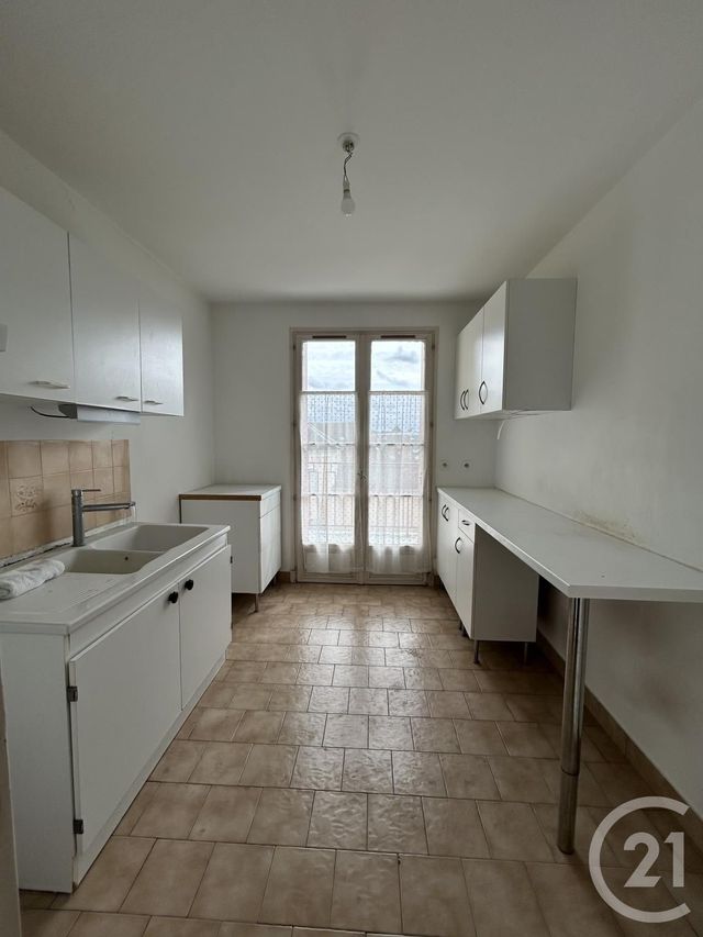 Appartement F2 à louer - 2 pièces - 57.48 m2 - ETAMPES - 91 - ILE-DE-FRANCE - Century 21 C.I Conseils
