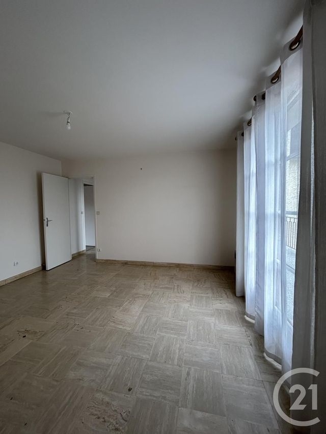 Appartement F2 à louer - 2 pièces - 57.48 m2 - ETAMPES - 91 - ILE-DE-FRANCE - Century 21 C.I Conseils