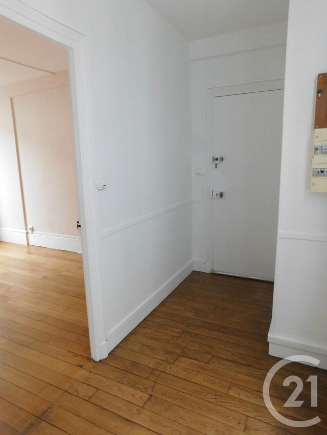 Appartement Studio double cabine à louer - 4 pièces - 68.66 m2 - ETAMPES - 91 - ILE-DE-FRANCE - Century 21 C.I Conseils