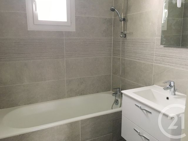 Appartement à louer - 2 pièces - 44.25 m2 - MORIGNY CHAMPIGNY - 91 - ILE-DE-FRANCE - Century 21 C.I Conseils