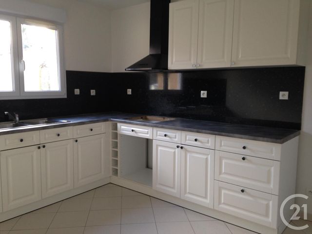 maison à louer - 4 pièces - 110.0 m2 - SERMAISES - 45 - CENTRE - Century 21 C.I Conseils