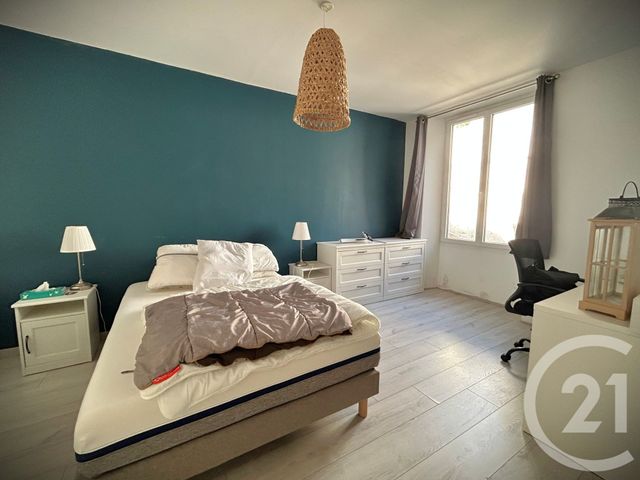 Appartement F3 à vendre - 3 pièces - 90.12 m2 - ETRECHY - 91 - ILE-DE-FRANCE - Century 21 C.I Conseils