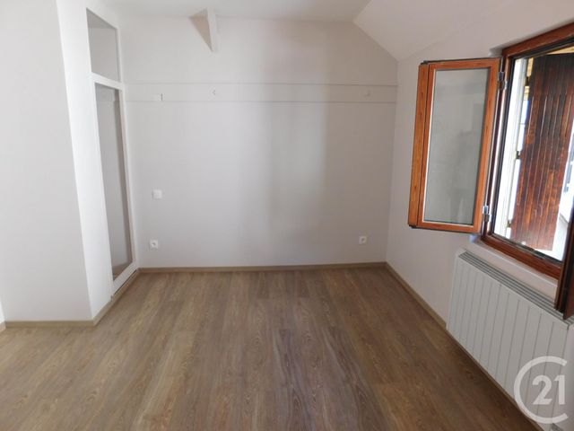 Appartement à louer - 2 pièces - 50.48 m2 - MORIGNY CHAMPIGNY - 91 - ILE-DE-FRANCE - Century 21 C.I Conseils