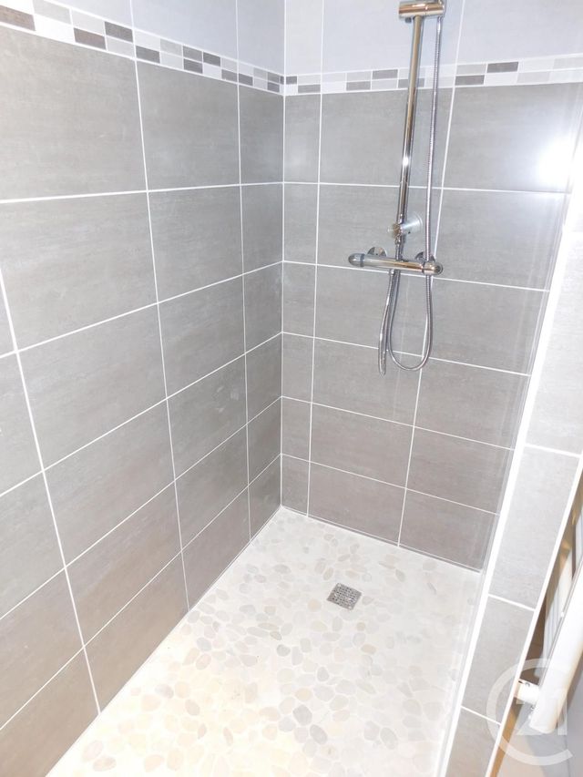 Appartement à louer - 2 pièces - 50.48 m2 - MORIGNY CHAMPIGNY - 91 - ILE-DE-FRANCE - Century 21 C.I Conseils