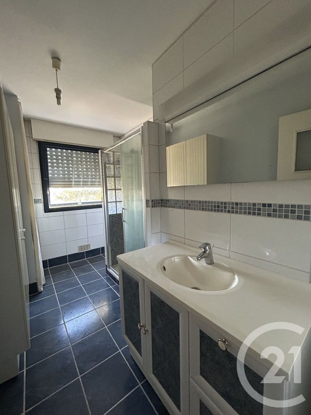 Appartement F3 à louer - 3 pièces - 71.16 m2 - ETAMPES - 91 - ILE-DE-FRANCE - Century 21 C.I Conseils