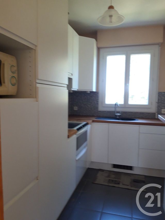 Appartement F3 à louer - 3 pièces - 71.16 m2 - ETAMPES - 91 - ILE-DE-FRANCE - Century 21 C.I Conseils