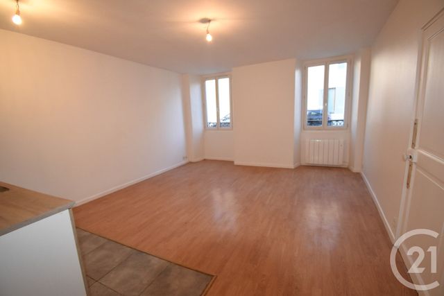 Appartement Studio à louer - 2 pièces - 52.42 m2 - ANGERVILLE - 91 - ILE-DE-FRANCE - Century 21 C.I Conseils