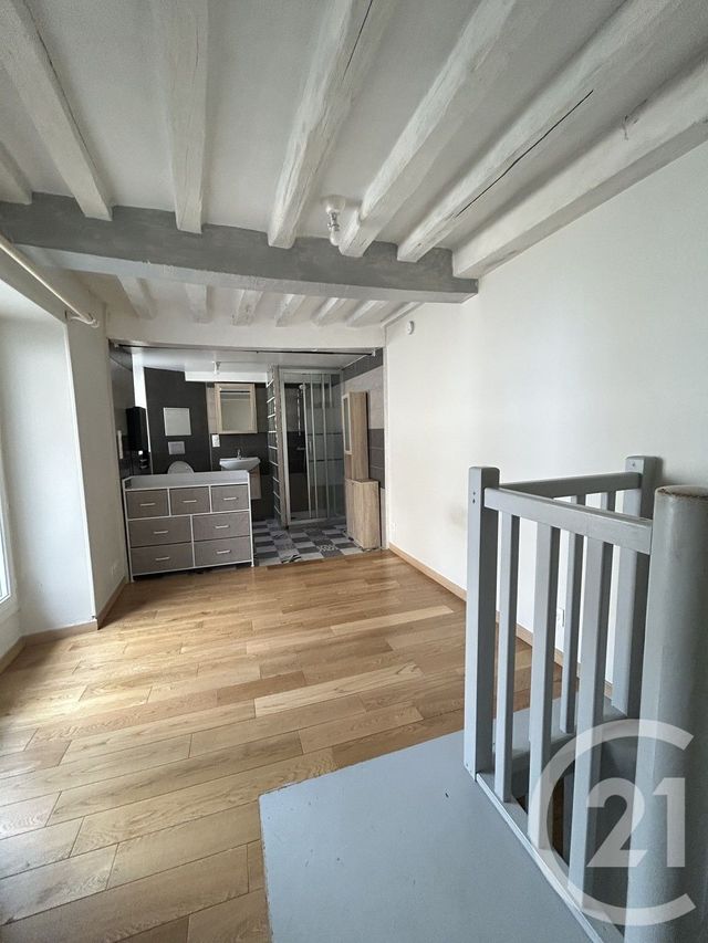 Appartement Duplex à louer - 2 pièces - 23.32 m2 - ETAMPES - 91 - ILE-DE-FRANCE - Century 21 C.I Conseils