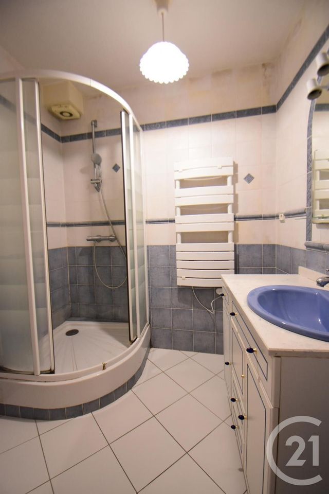 Appartement F2 à louer - 2 pièces - 52.69 m2 - ETAMPES - 91 - ILE-DE-FRANCE - Century 21 C.I Conseils