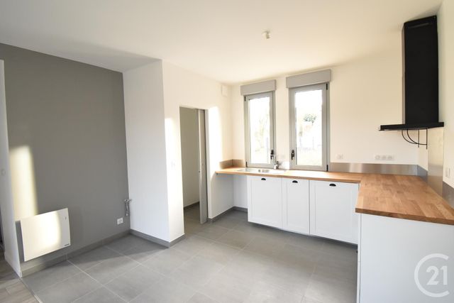 Appartement F3 à louer - 3 pièces - 56.0 m2 - ETAMPES - 91 - ILE-DE-FRANCE - Century 21 C.I Conseils