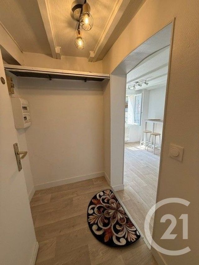 Appartement Studio à louer - 1 pièce - 23.73 m2 - ETAMPES - 91 - ILE-DE-FRANCE - Century 21 C.I Conseils