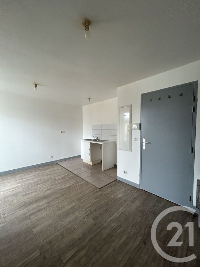 Appartement F2 à louer - 2 pièces - 30.42 m2 - ANGERVILLE - 91 - ILE-DE-FRANCE - Century 21 C.I Conseils
