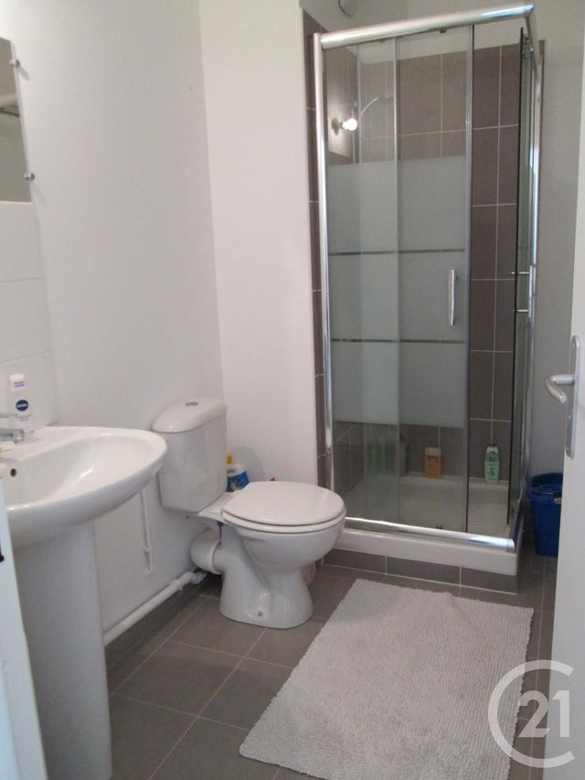 Appartement Studio à louer - 1 pièce - 27.0 m2 - ETRECHY - 91 - ILE-DE-FRANCE - Century 21 C.I Conseils