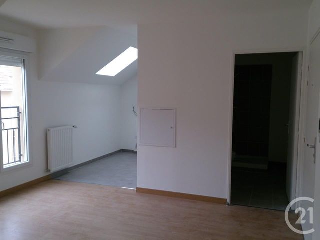 Appartement Studio à louer - 1 pièce - 27.0 m2 - ETRECHY - 91 - ILE-DE-FRANCE - Century 21 C.I Conseils